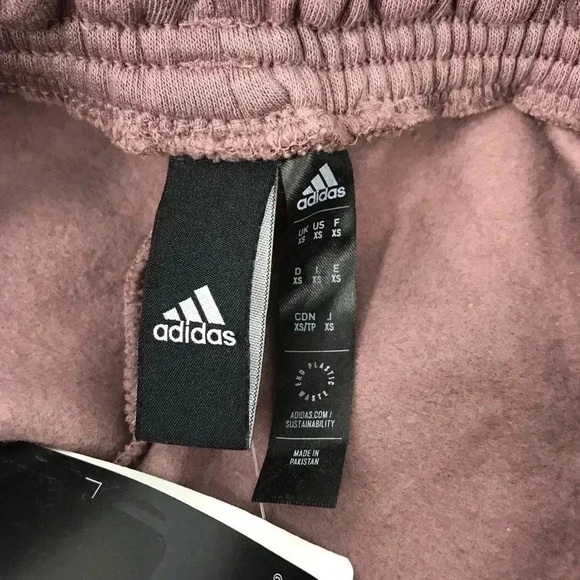 Adidas Originals Stadium Fleece Shorts XS Badge of Sport Recycled Men’s Pockets - Picture 6 of 7